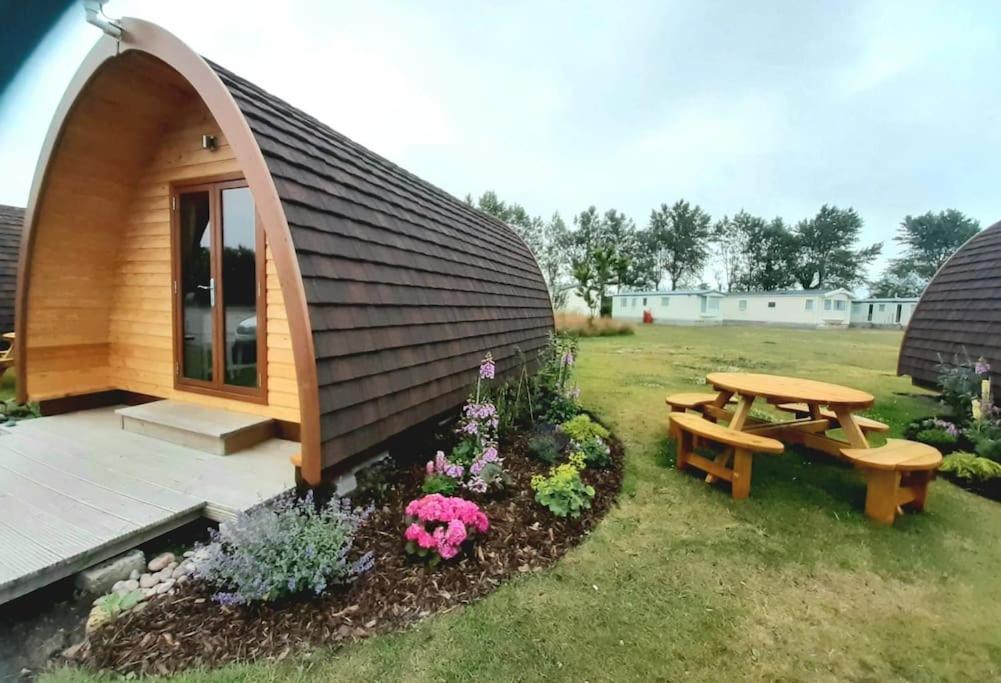 Findhorn Ecovillage Escape Eco Pod Pet Free Bagian luar foto